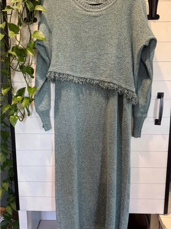 StitchDrop Dresses & Skirts - Casual Two-Piece Fringe Sweater Dress - Green